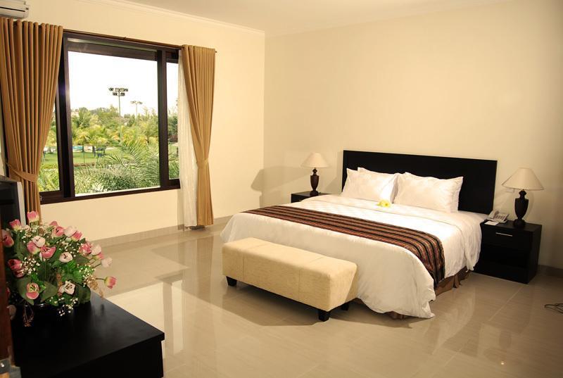 Town House Bukit Damai Indah Hotell Balikpapan  Eksteriør bilde